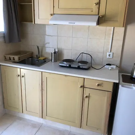 Petros & Apartment